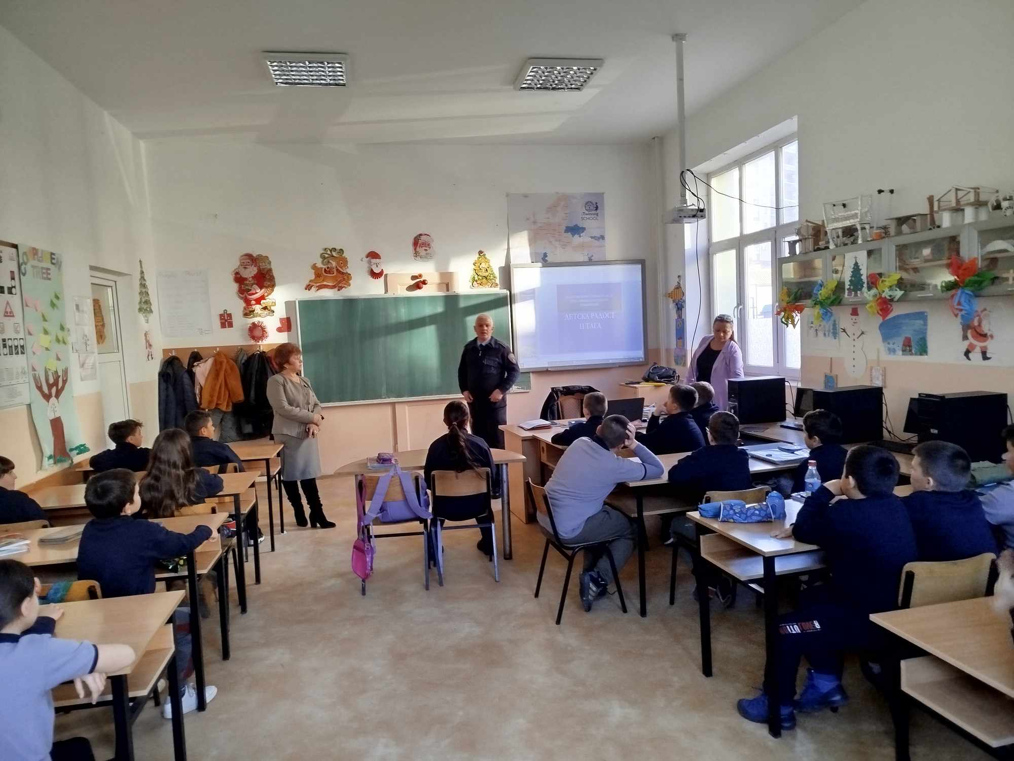 Одржано предавање на тема„Детска радост и тага“